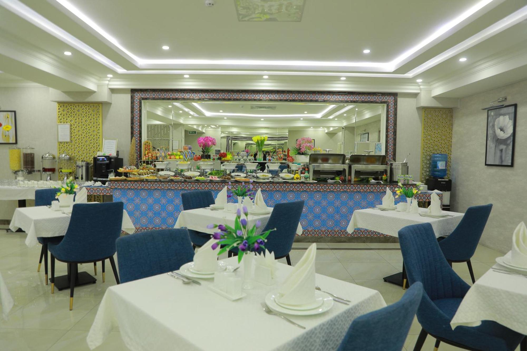 Human Hotel Tashkent Luaran gambar