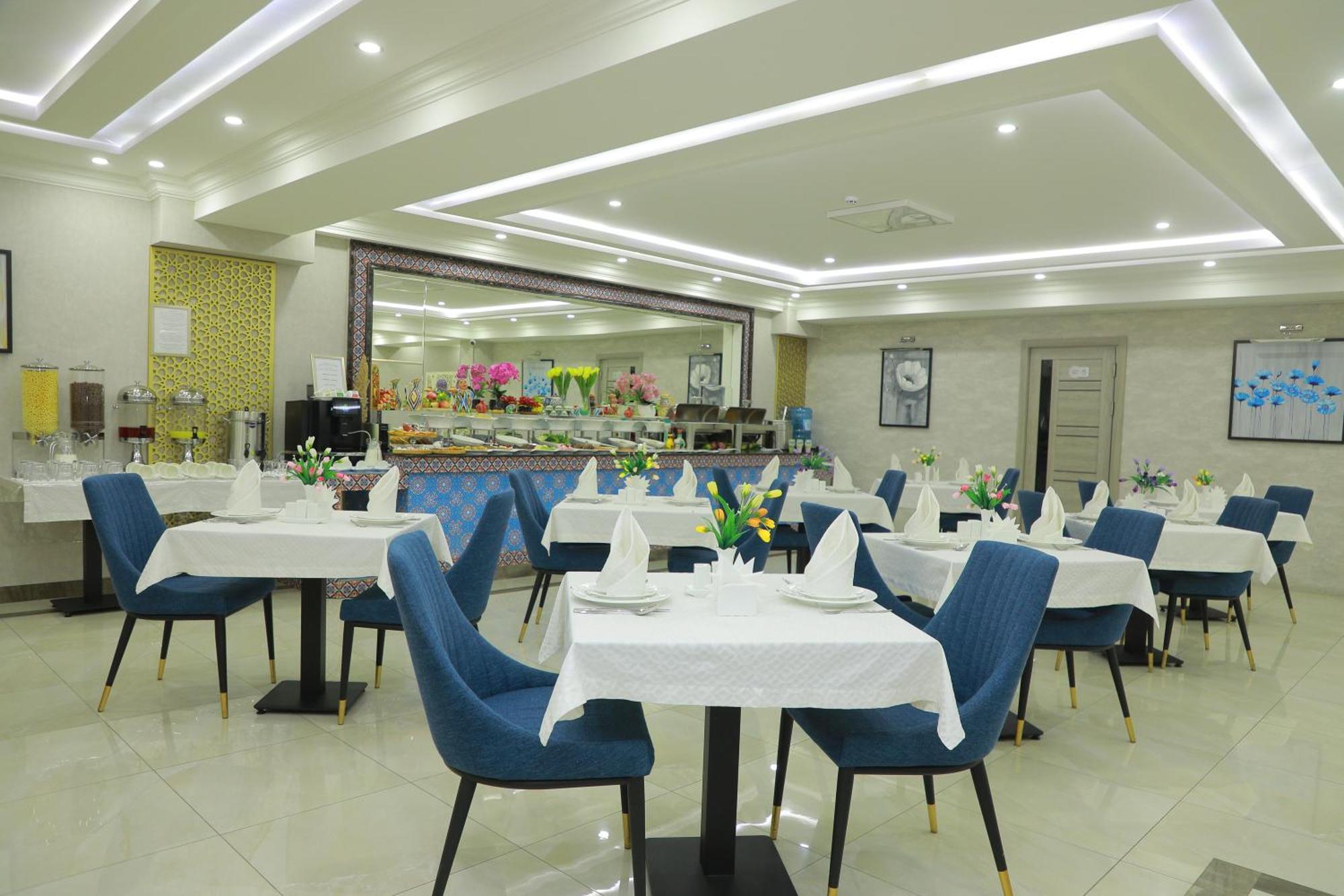 Human Hotel Tashkent Luaran gambar